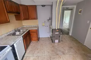 174 South Ave, Poughkeepsie, NY 12601 - Photo 4