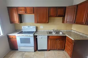 174 South Ave, Poughkeepsie, NY 12601 - Photo 2