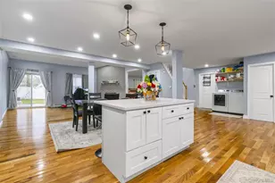 1 Linden St, Coram, NY 11727 - Photo 4