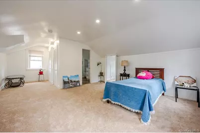 57 Carol Street, Lynbrook, NY 11563 - Photo 14