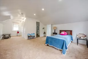 57 Carol St, Lynbrook, NY 11563 - Photo 14