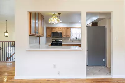 112 Chestnut Street, Lynbrook, NY 11563 - Photo 8