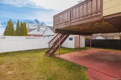 112 Chestnut Street, Lynbrook, NY 11563 - Photo 2