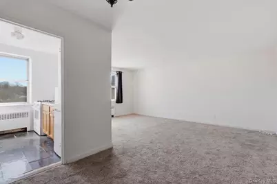 485 Bronx River Road #B64, Yonkers, NY 10704 - Photo 8