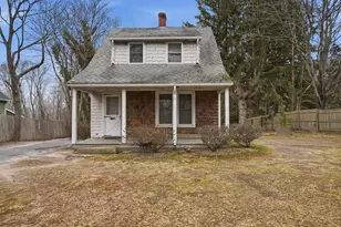 28 & 34 Townsend Ave, Flanders, NY 11901 - Photo 2