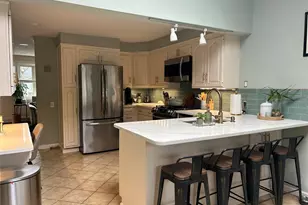 5 Slade Pl, Bay Shore, NY 11706 - Photo 4