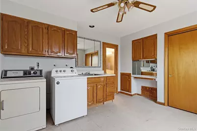 27 Allapartus Circle, Ossining, NY 10562 - Photo 18