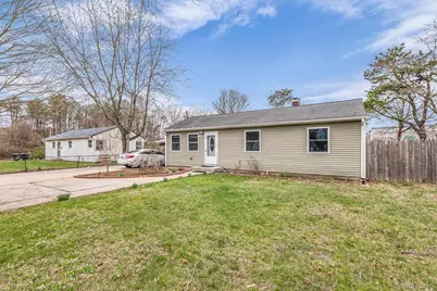 74 Eisenhower Avenue, Brentwood, NY 11717 - Photo 2