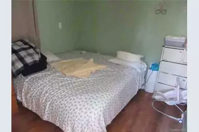 74 Eisenhower Avenue, Brentwood, NY 11717 - Photo 4