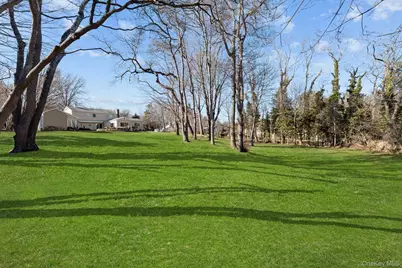 19 Austin Lane, East Northport, NY 11743 - Photo 36