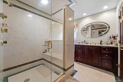 19 Austin Lane, East Northport, NY 11743 - Photo 24