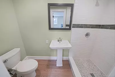 61 Ocean Avenue, Islip, NY 11751 - Photo 42