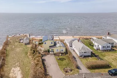 2 Shore Road, Patchogue, NY 11772 - Photo 4