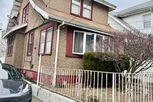 4 Highland Ct, Far Rockaway, NY 11691 - Photo 2