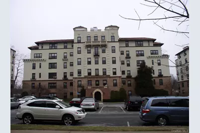 1273 North Avenue Entrance #5, Apt. 5A, New Rochelle, NY 10804 - Photo 2