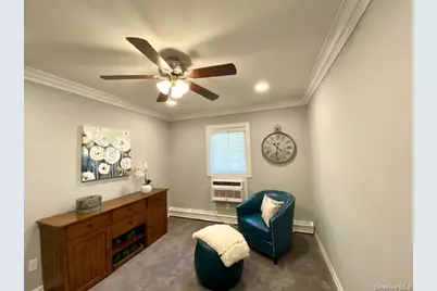 327 Brook Avenue #327-2B, Bay Shore, NY 11706 - Photo 6