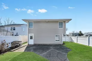 178 5th Ave, West Babylon, NY 11704 - Photo 6