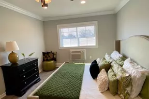 325 Brook Ave, Bay Shore, NY 11706 - Photo 8