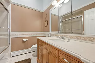 136 Park Avenue, Deer Park, NY 11729 - Photo 18