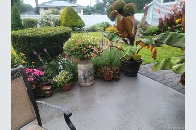 136 Park Avenue, Deer Park, NY 11729 - Photo 40