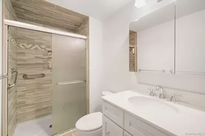 422 Somerset Drive #B, Pearl River, NY 10965 - Photo 20