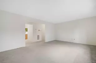 422 Somerset Dr, Pearl River, NY 10965 - Photo 16