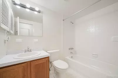 422 Somerset Drive #B, Pearl River, NY 10965 - Photo 22