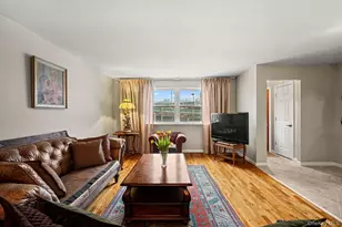 240-58 65th Ave, Little Neck, NY 11362 - Photo 4