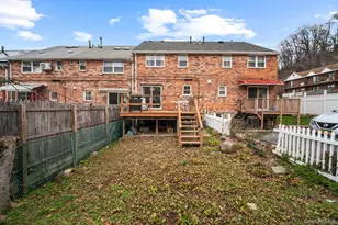 240-58 65th Ave, Little Neck, NY 11362 - Photo 26