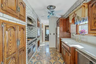 3 New Jersey Ct, Dix Hills, NY 11746 - Photo 18