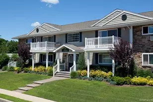 45 Golden Ave, Deer Park, NY 11729 - Photo 2