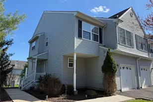 3014 Patrick Henry Ct, New Windsor, NY 12553 - Photo 2