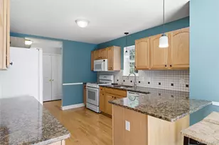 3014 Patrick Henry Ct, New Windsor, NY 12553 - Photo 8