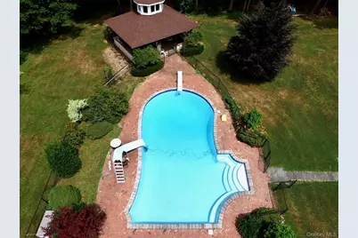 [Address not provided], Glen Head, NY 11545 - Photo 14