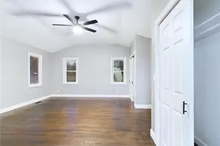 115 Clinton Ave, Patchogue, NY 11772 - Photo 26