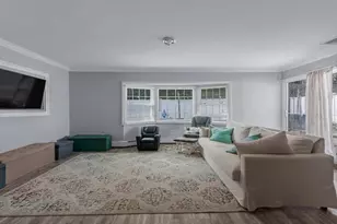 34 Hedge Ln, Westbury, NY 11590 - Photo 10