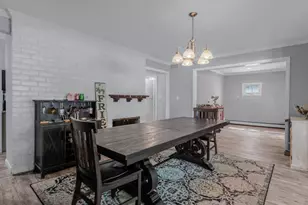 34 Hedge Ln, Westbury, NY 11590 - Photo 8