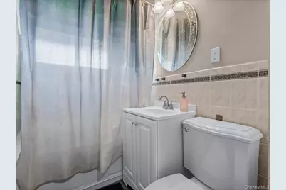 34 Hedge Lane, Westbury, NY 11590 - Photo 14