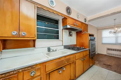 41-18 149th Pl, Flushing, NY 11355 - Photo 10