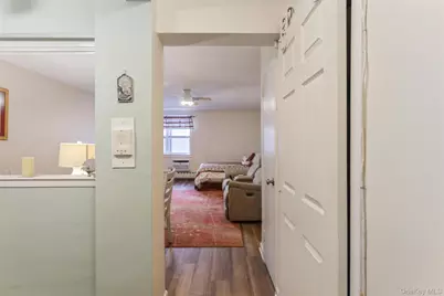 370 W. Broadway #2X, Long Beach, NY 11561 - Photo 18