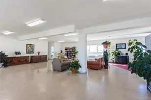 370 W Broadway, Long Beach, NY 11561 - Photo 30