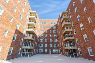 370 W Broadway, Long Beach, NY 11561 - Photo 22