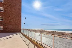 370 W Broadway, Long Beach, NY 11561 - Photo 26