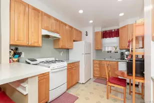 1328 Midland Ave, Bronxville, NY 10708 - Photo 6