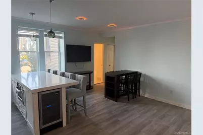 25 W Broadway #104, Long Beach, NY 11561 - Photo 2