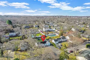 64 Beech Ave, Farmingville, NY 11738 - Photo 4