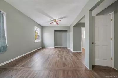 64 Beech Avenue, Farmingville, NY 11738 - Photo 32