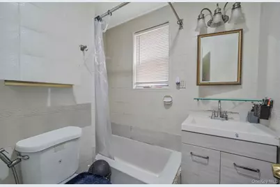 32 Cumberland Place, Valley Stream, NY 11580 - Photo 14