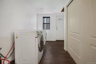 305 S 8th St, New Hyde Park, NY 11040 - Photo 14