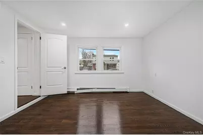 305 S 8th Street, New Hyde Park, NY 11040 - Photo 20